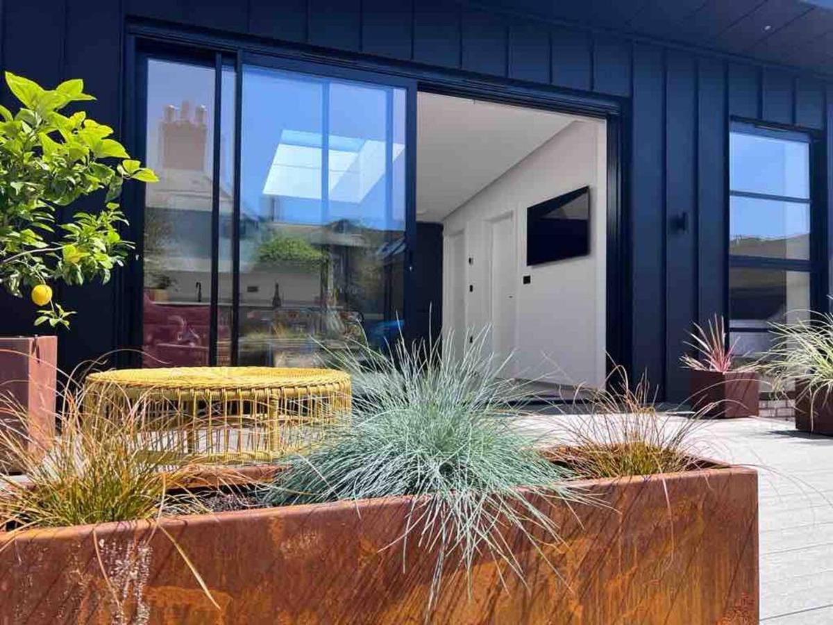 Modern Design, Parking, Central Of Christchurch Christchurch  Bagian luar foto
